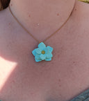 pendentif grande fleur bleu