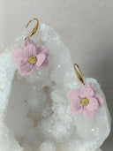 paire de petite fleurs rose