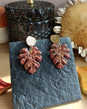 Boucles d'oreilles clous Monstera turquoise rouge