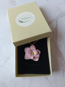 pendentif grande fleur rose