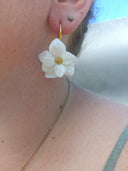 paire de grandes fleurs blanche